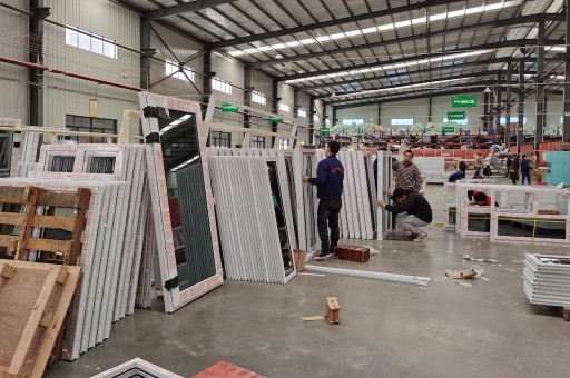 門廠涂裝VOCS有機廢氣處理用什么環保設備