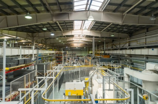 噴漆廢氣凈化用什么環保設備